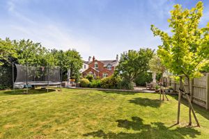 Photo 5- click for photo gallery